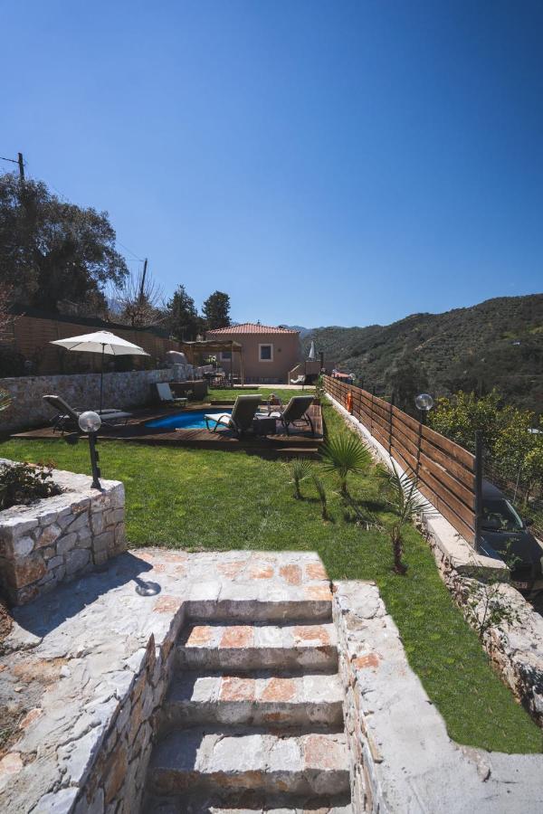 Ampelos Cretan Villa - Private Pool & Heated Ozone Jacuzzi Yerolákkos Exterior photo